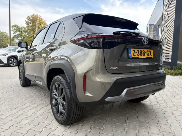 Toyota Yaris Cross 1.5 Hybrid Explore | Stoelverwarming | Parkeersensoren