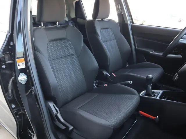 Suzuki Swift 1.2 Style Smart Hybrid AdaptiveCruise | Carplay | Keyless VERKOCHT
