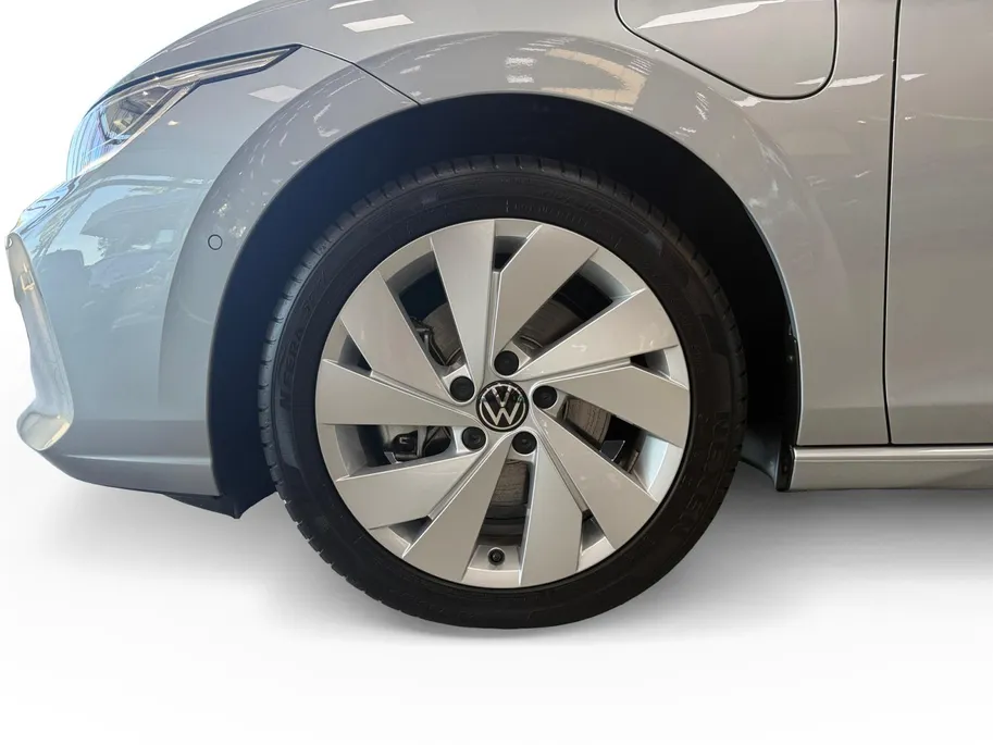 Volkswagen Golf 1.5 eHybrid PHEV Life Edition 8.5 Facelift stoelverw.