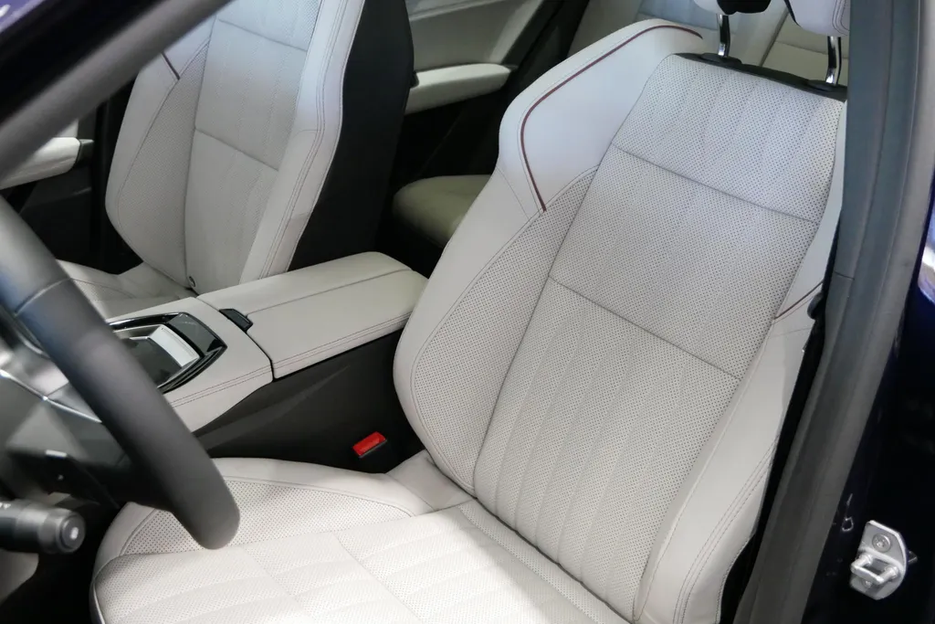 Renault Espace E-Tech full hybrid 200 iconic 5p. | Profiteer nu van €4.000,- Zeeuw & Zeeuw voorraadkorting | Harman Kardon | SolarBay panoramadak | Uit voorraad leverbaar op = op |