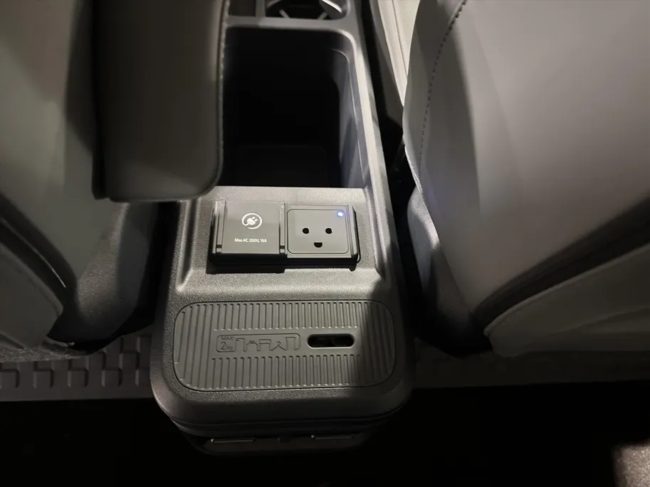 Kia PV5 Passenger 71,2 kWh Elite Executive | Elektrische Deuren + Achterklep! | Vehicle-to-Load | Batterijverwarming I