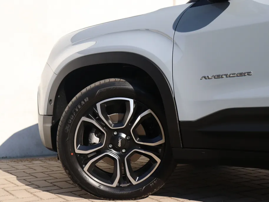 Jeep Avenger 1.2 e-Hybrid Summit | Navi | JBL | Camera | Winter | 18'