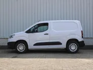 Toyota ProAce CITY 1.2 Turbo L1 Comfort | Clima | Cruise | 3-zits | Benzine! Mag alle milieu zones in! |