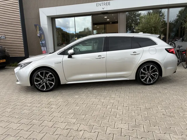 Toyota Corolla Touring Sports 2.0 Hybride Executive | JBL | Headup | Trekhaak