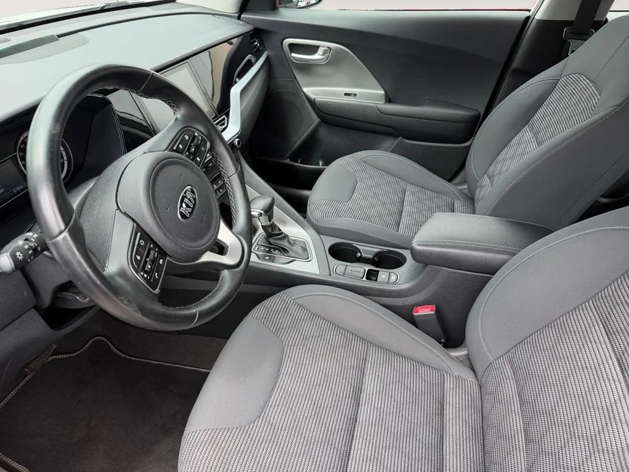 Kia Niro 1.6 GDi PHEV Edition | AUTOMAAT | TREKHAAK | CAMERA | CLIMATE & CRUISE CONTROLE | ANDROID & APPLE CARPLAY | ETC..