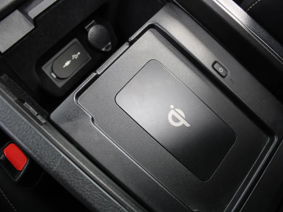 Lexus NX 300h AWD Sport Edition | Luxury + Safety Pack | Stuur-/stoelverwarming | Schuif-/kantel dak | Draadloze lader | 18' LM | Camera | Cruise adapt. |