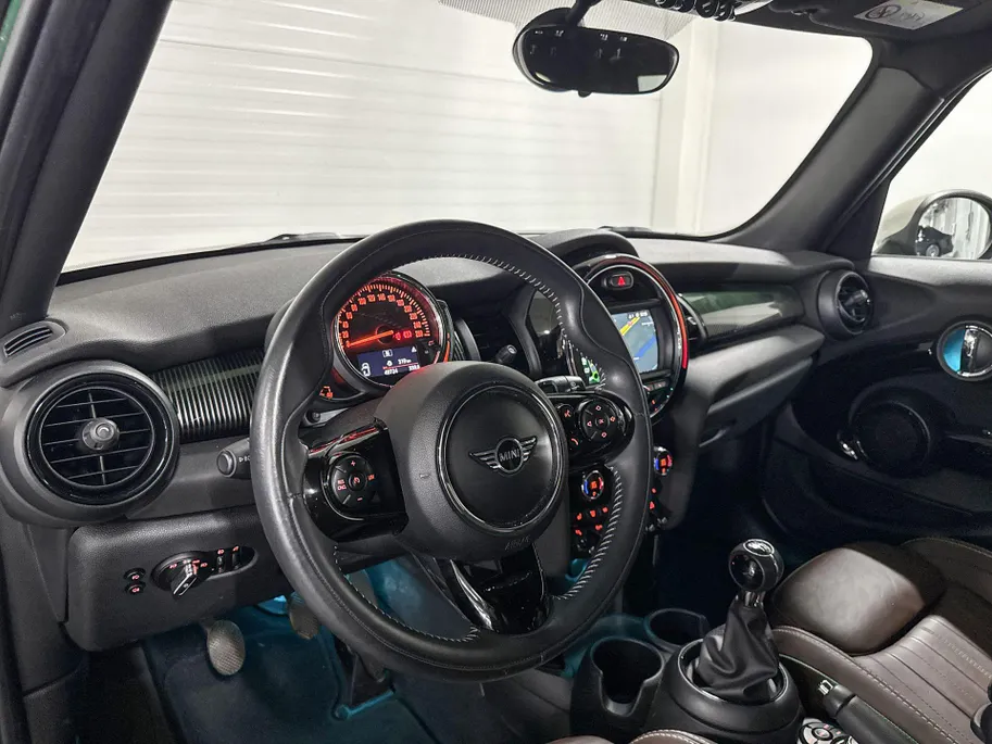 MINI Cooper 5-deurs 