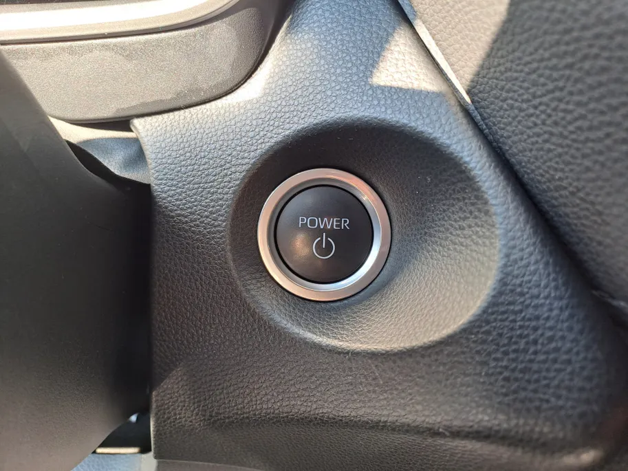 Toyota Corolla Cross 2.0 High Power Hybrid Active AUTOMAAT | Camera | Adaptieve Cruise | DAB | Rijstrooksensor met correctie | Apple Carplay/Android Auto