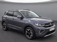 Volkswagen T-Cross 1.5TSI/150PK R-Line ·Trekhaak · Apple/Android Car Play ·  Navigatie · Camera + Parkeersensoren · Garantie t/m 22-10-2027