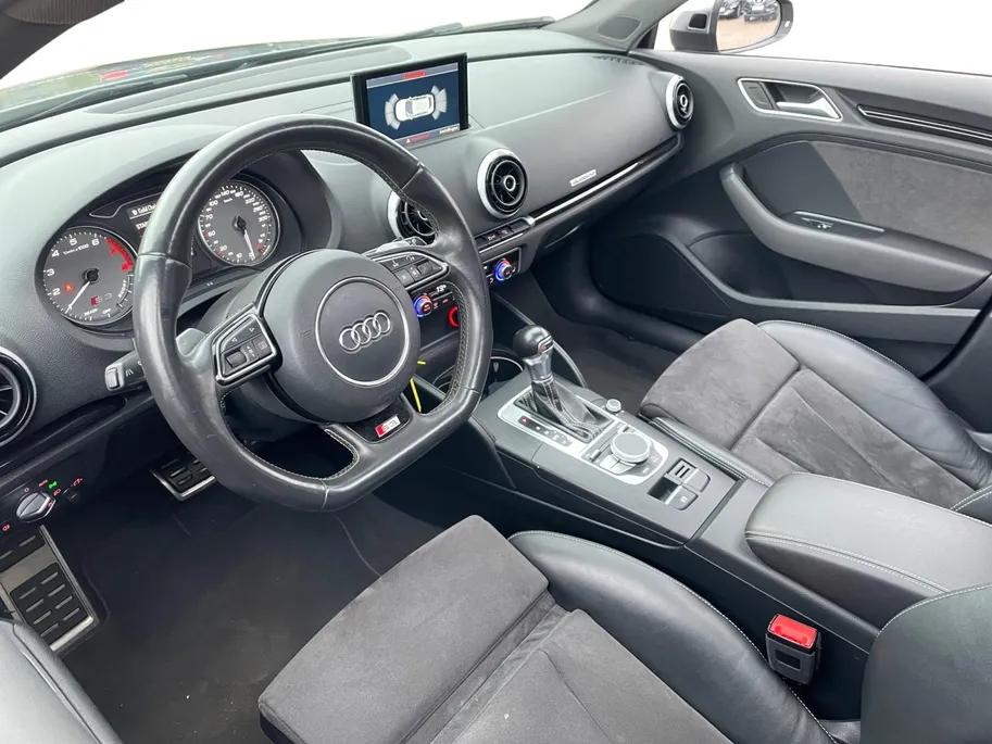Audi S3 Sportback 2.0 TFSI quattro Pro Line Plus *Automaat*Navigatie*Schuif/Kanteldak*LED*LM.Velgen. IN ZEER NETTE STAAT!