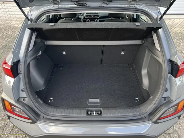 Hyundai Kona 1.0 T-GDI Comfort | Apple Carplay & Android Auto | LM Velgen | Climate Control | Navigatie