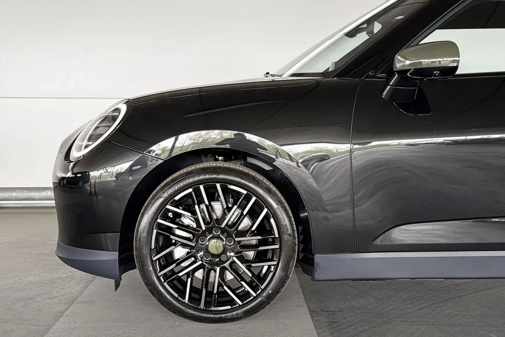 MINI Cooper 3-deurs Electric Cooper SE Paul Smith Ed. XL 54.2 kWh