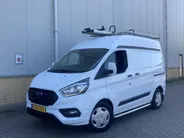 Ford Transit Custom 300 2.0 TDCI 130 pk L1H2 Trend Store Van Laadruimte inrichting - Imperiaal met dakladder - Opstaptrede achterbumper -Comfort laadschot