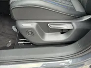Volkswagen Tiguan 1.5 eHybrid R-Line Edition Massagefunctie · Camera + Parkeersensoren