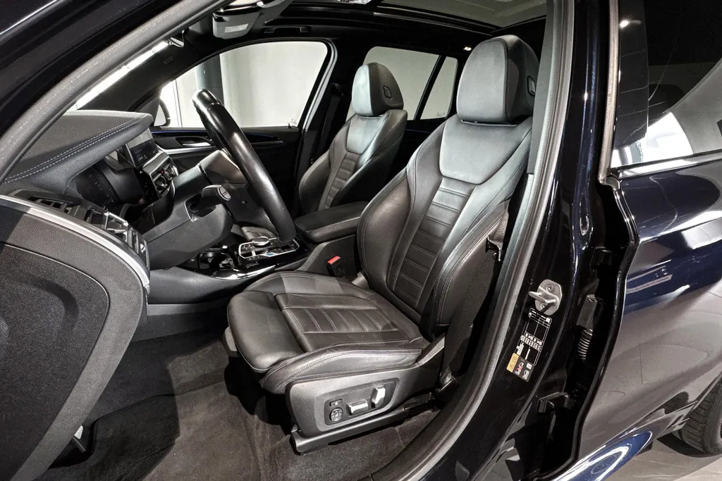 BMW iX3 High Executive 80 kWh