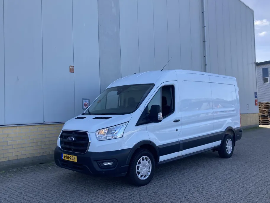 Ford Transit 350 2.0 TDCI 130 pk L3H2 Trend Navigatie - Apple Carplay/ Android Auto - Achteruitrijcamera - laadruimtebescherming