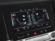 Audi e-tron 55 408pk Quattro S edition 95 kWh · SOH 97,1% · Panoramadak · Camera · Luchtvering · Zwart Optiek Plus · 21'' Inch ·