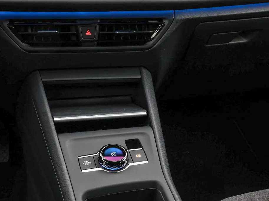 Volkswagen Tiguan Limited Edition 1.5 eHybrid 204 PK 6 versn. DSG · Design Pakket Dark · Trekhaak inklapbaar, met elektrische ontgrendeling, incl. aanhangermanoeuvreerhulp Trailer Assist · Voorraad OUTLET · Prijs is inclusief inruilpremie ·