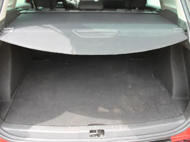 Renault Clio Estate 0.9 TCe Expression | airconditioning | navigatie | lichtmetalen velgen | trekhaak