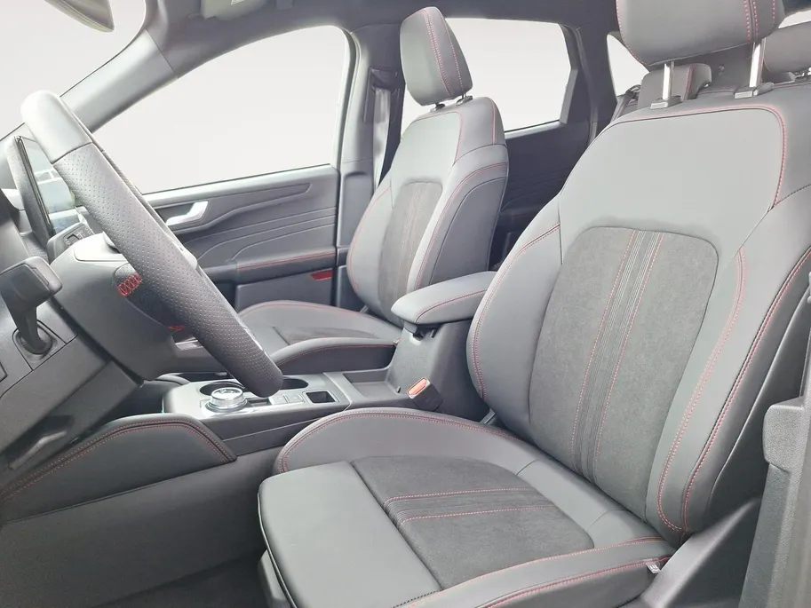 Ford Kuga 2.5 PHEV ST-Line X | Black Pack | Winterpack | Matrix Ledkoplampen | Panoramadak | El. Trekhaak | 20' Lichtmetaal | Zwarte spiegels&dak | Adaptive Cruisecontrol | Dodehoekdetectie | 360Camera |