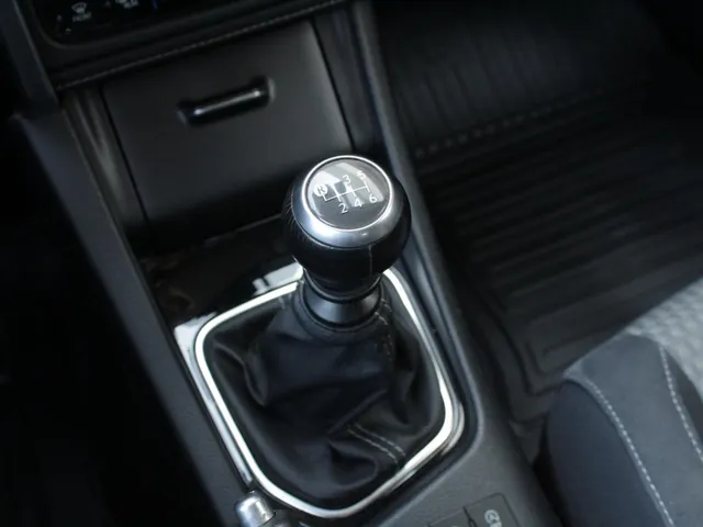 Toyota Auris 1.2T Dynamic | Navi | Cruise | Clima | Trekhaak