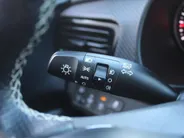 Kia Stonic 1.0 T-GDi MHEV GT-Line | Stuur-/stoelverwarming | Camera | 17' LM | Clima | Keyless | Apple Carplay/Android Auto | Navi | Cruise |