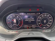 Audi Q2 35 TFSI S Edition Automaat | S-Line uitgevoerd | Metallic lak | Panoramadak | Privacy Glass | Stoelverwarming | Bovag garantie | NAP |