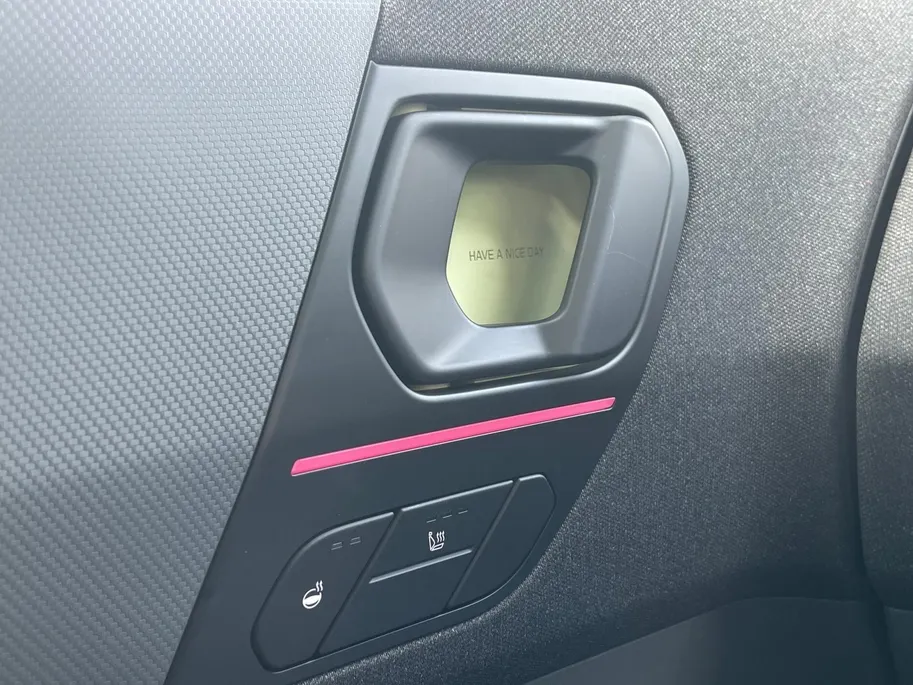 Kia EV2 Plus Advanced 42.2 kWh DEMO MODEL PER DIRECT BESCHIKBAAR | Navigatie | Climate control | Elektrische stoel verstelling | Stoel + Stuur verwarming | 308Km WLTP |