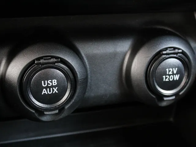 Suzuki Swift 1.0 Stijl Smart Hybrid | Navi | Cruise | Clima | Lm-Velgen
