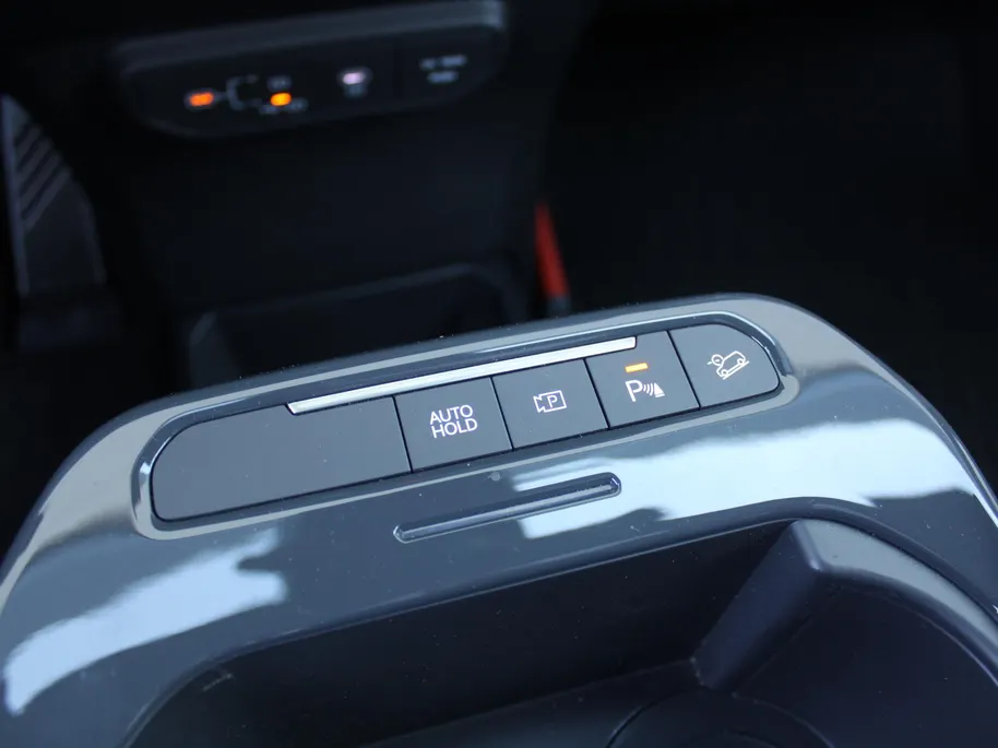 Kia EV5 GT-Line Business Edition 81.4 kWh | Trekhaak | Stuur-/stoelverwarming v+a | Schuifdak | Leer | Elek. stoelverstelling + achterklep | 20' LM | LED |