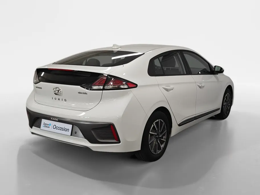 Hyundai IONIQ Comfort EV 38 kWh AUTOMAAT NAVI AIRCO CAMERA CRUISE CONTROLE STOELVERWARMING STUURVERWARMING APPLE CARPLAY ANDROID AUTO ZEER MOOIE AUTO