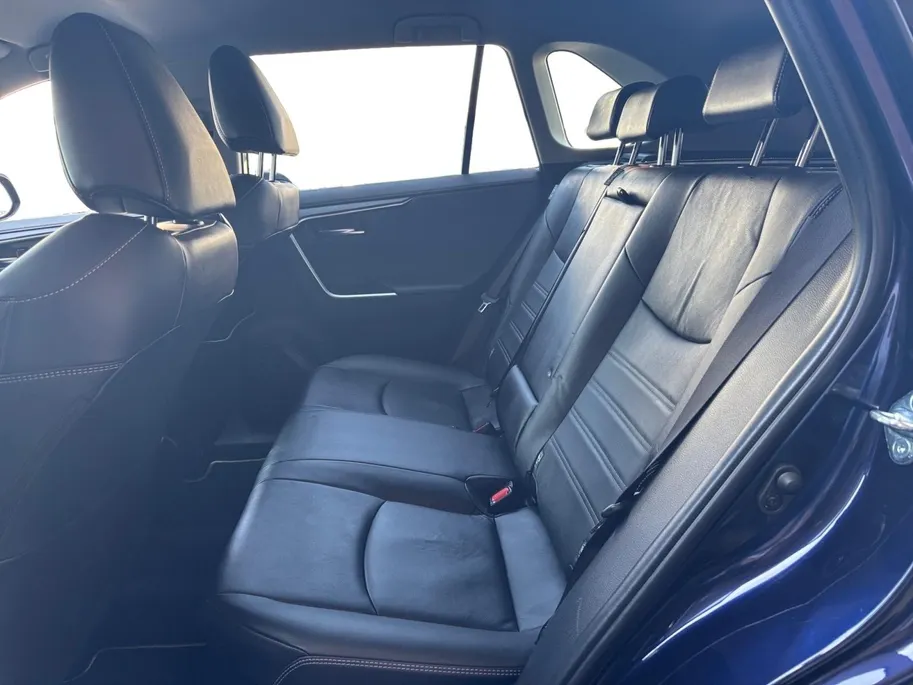 Toyota RAV4 2.5 Hybrid Executive | Memory stoelen | JBL sound | Trekhaak | Stoelverwarm. | Achteruitrijcamera