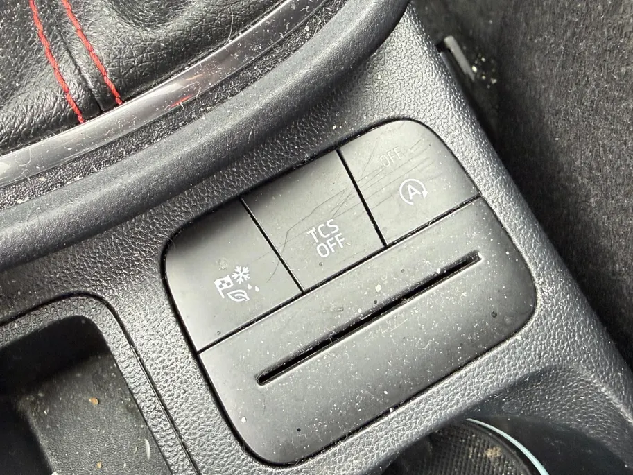 Ford Puma 1.0 EcoBoost Hybrid 125 pk ST-Line Navigatie - Apple Carplay/Android Auto - Winter Pack