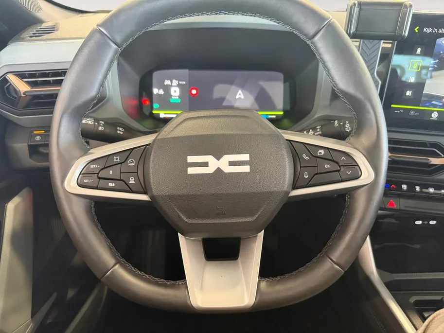 Dacia Bigster 1.8 Hybrid 155 Extreme *Aut.*Schuif/Kantel Dak*Navi+360Camera*Stoel/Stuur Verw.*Full Option!