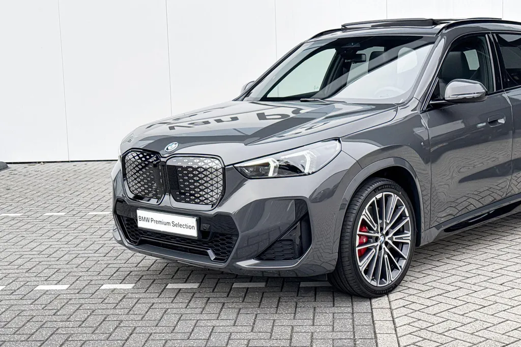 BMW iX1 eDrive20 67 kWh M Sport Edition