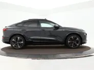 Audi Q6 e-tron Sportback S edition performance 306pk 100 kWh · SOH 97,8% · Panoramadak · Wegklapbare Trekhaak · 360 Camera · Stoelverwarming voor+achter · Bijrijder Display · 19'' Inch · Garantie t/m 10-08-2030 of 100.000km