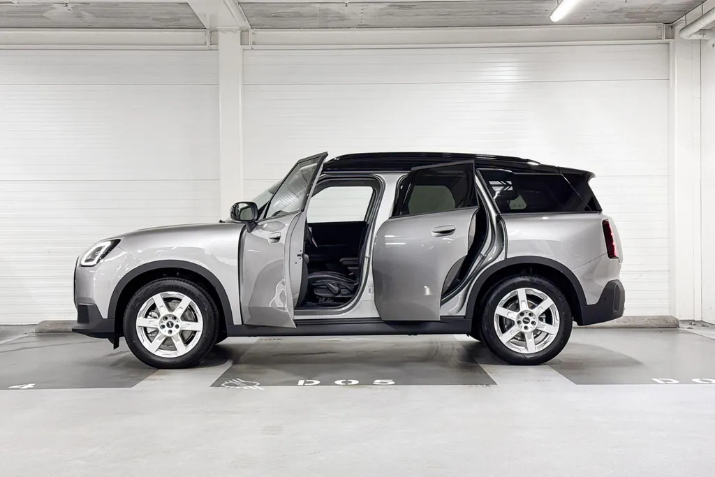 MINI Countryman C