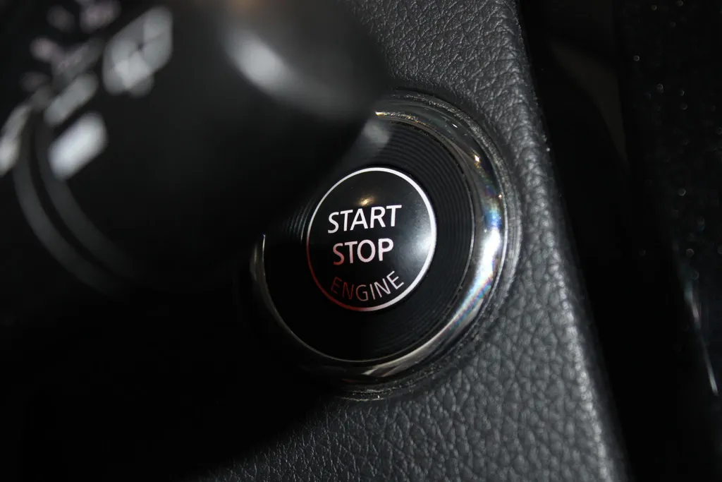 Nissan QASHQAI 1.3 DIG-T Premium Edition | Nappa lederen bekleding | Trekhaak | 1500kg trekgewicht | Pro-pilot | 360grd camera | PDC voor en achter | Climate controle | All season banden | Stoel verwarming |