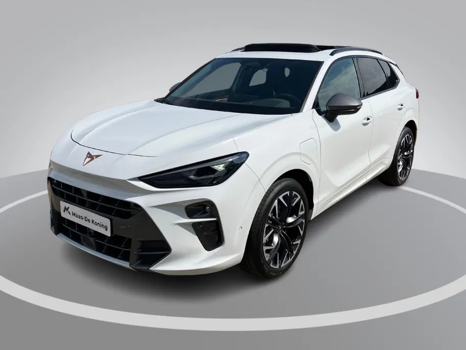 CUPRA Terramar 1.5TSIe-Hybrid 150kW/204PK · Panoramadak · Trekhaak · Leder/Alcantara kuipstoelen · SENNHEISER Audio ·   Garantie t/m 05-10-2030 of 100000km.