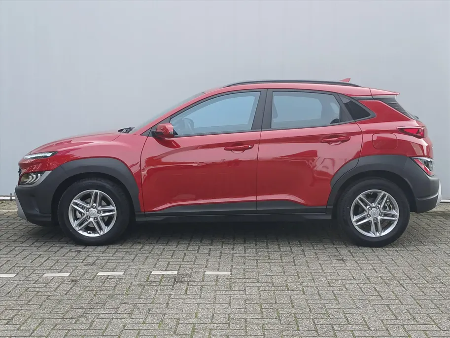 Hyundai Kona Automaat Comfort+ / Navigatie via Carplay / Stoel en stuurverwarming! /