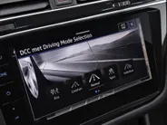 Volkswagen Tiguan 1.4 TSI eHybrid R-Line Business+ · Panoramadak · Trekhaak · 360°Camera · Apple/Android Car Play