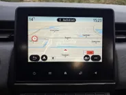 Renault Clio 1.6 E-Tech Full Hybrid 145 evolution Automaat |Navigatie |1e eigenaar | Parkeersensoren | Cruise Control | Apple CarPlay/Android Auto | Licht & Regen Sensor | Full LED | Digital Cockpit | 1 jaar Garantie