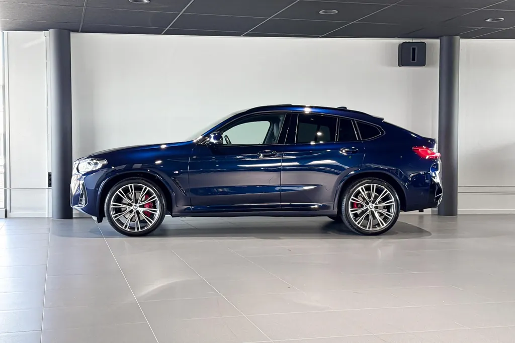 BMW X4 xDrive20i High Executive