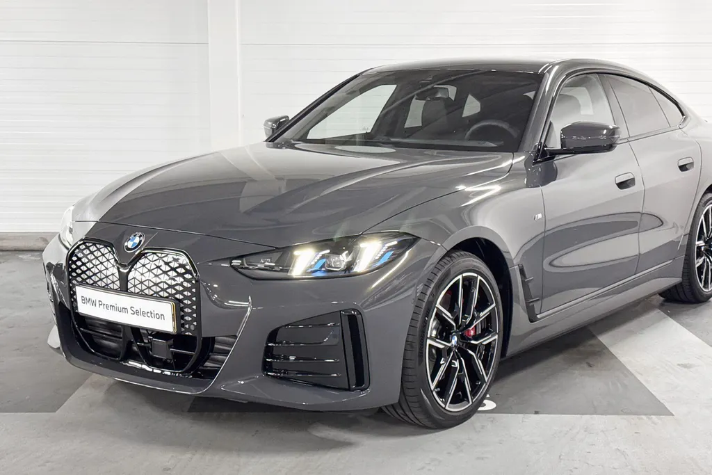 BMW i4 xDrive40