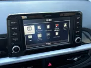Kia Picanto 1.2 CVVT GT-Line | 84 PK! | Camera | Keyless |Leder | Stoel + Stuurverwarming | Apple Carplay | Android Auto | Lichtmetalen Velgen |