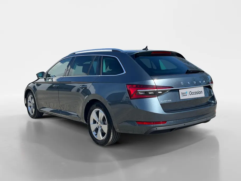 Škoda Superb Combi 1.4 TSI iV Business Edition Plus | Uniek lage km-stand | 360 camera | Adaptieve Cruise Control | Stoel- en stuurverwarming