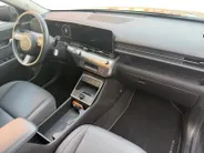Hyundai Kona 1.6 GDI HEV Premium Sky | Schuif-/kantel dak | Navigatie | Apple Carplay/ Android Auto | Stoelventilatie | Stuur/ Stoelverwarming |