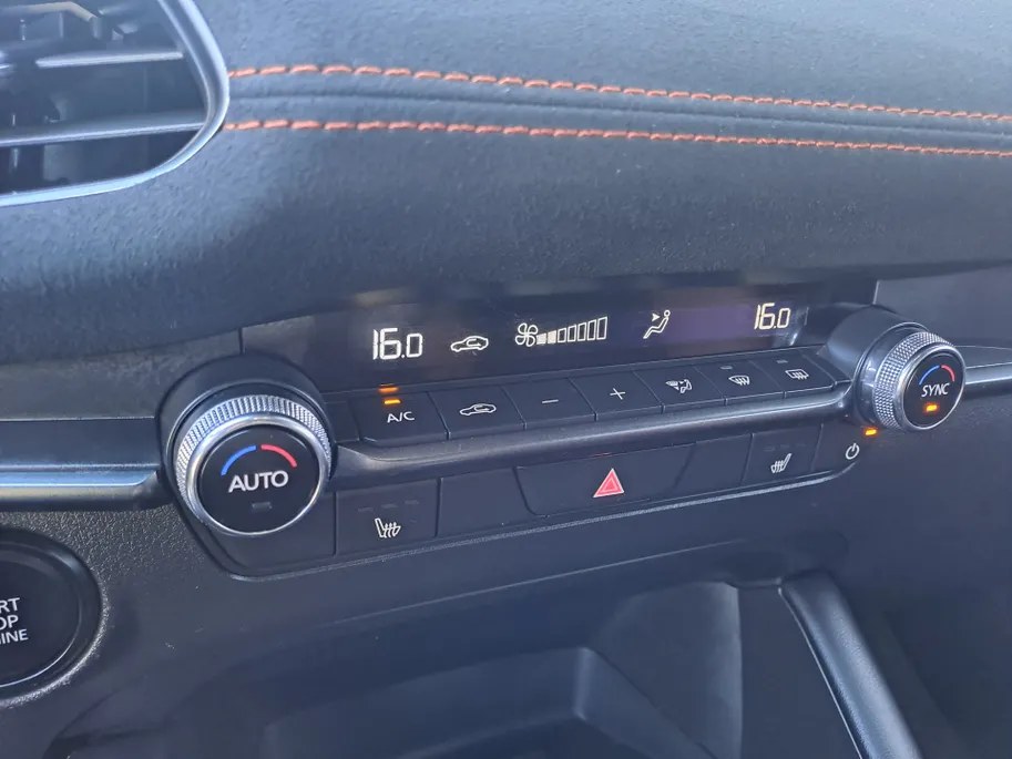 Mazda 3 2.0 e-SkyActiv-X M Hybrid 186 Nagisa | 18' LM | Navigatiesysteem full map | Cruise  | Camera  | Half Leer