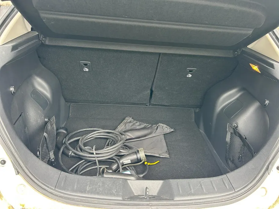 Nissan Leaf e+ N-Connecta 62 kWh NU RIJKLAAPRIJS incl. 12 Maanden GARANTIE! Premiumpakket GRATIS!!