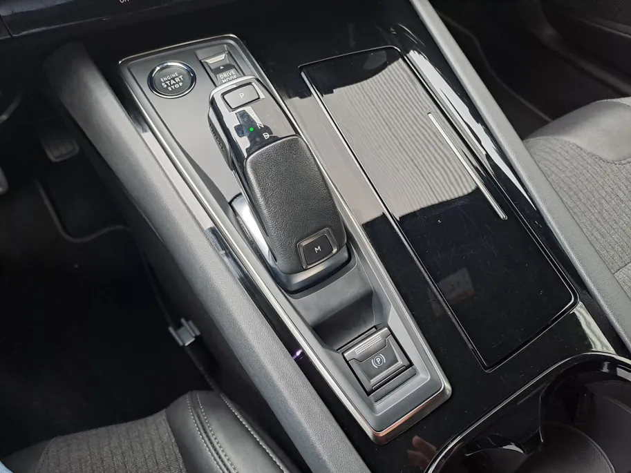 Peugeot 508 SW 1.2 PureTech Allure Pack Business AUTOMAAT | Navigatie | Adaptieve Cruise | Climate | Sensoren | Rijstrooksensor met correctie | Apple Carplay/Android Auto | Dode hoek detector